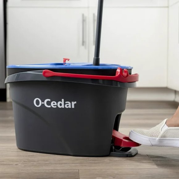 O-Cedar EasyWring RinseClean Spin Mop and Bucket System, Hands-Free System - Picture 5 of 16